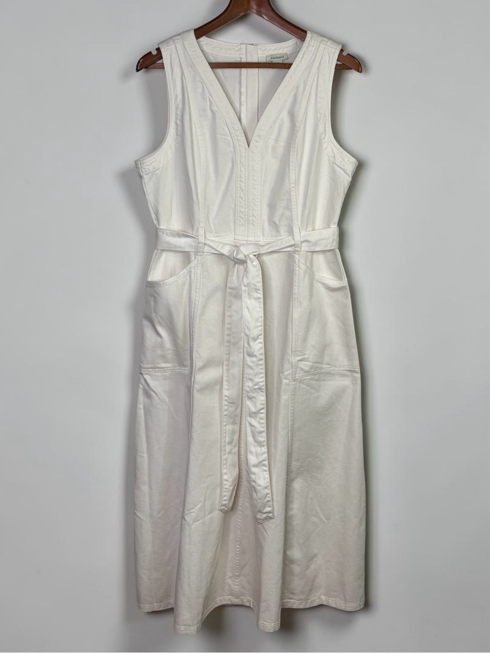 Sundance Poppy White Denim Belted Midi Dress V-Neck Size 14 Pockets Cotton - Picture 3 of 10